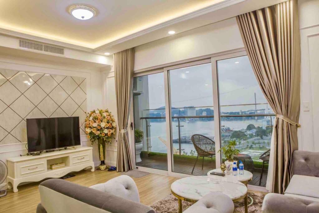 Bom Homes- The Sapphire Ha Long Residence Apartment Zewnętrze zdjęcie
